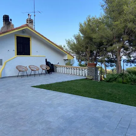 La Casa Di Eraldo Apartment *