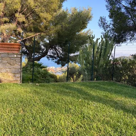 La Casa Di Eraldo Alassio